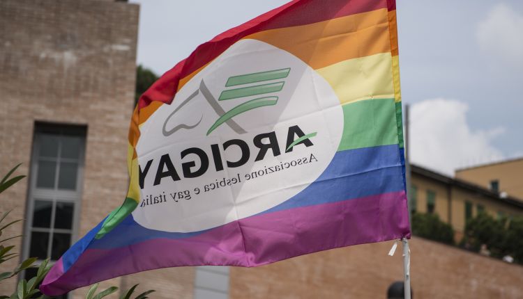 omofobia arcigay