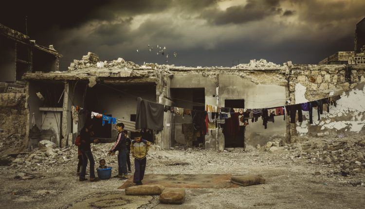 Siria, la situazione oggi è drammatica: perché si fugge dal Paese